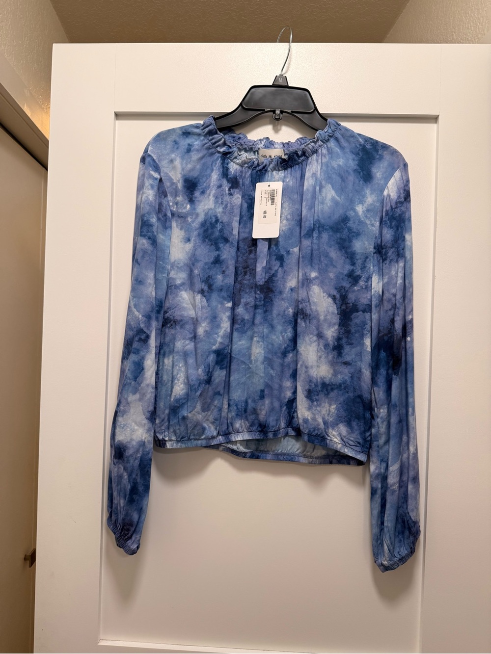 cloth & stone Blue Tie-Dye Ruffle-Neck Long Sleeve Blouse